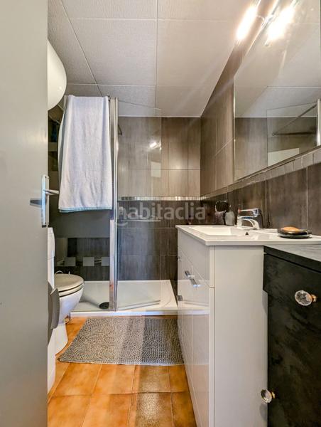 Foto 01b899bf-8040-48d2-b051-5a450131498e. Apartamento  en venta con vistas al canal, amarre y aparcamiento . en Empuriabrava