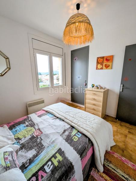 Foto dbba4f48-69e6-413c-8333-fbf46bd2b3e0. Apartamento  en venta con vistas al canal, amarre y aparcamiento . en Empuriabrava
