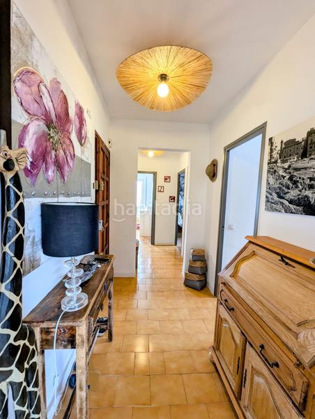 Foto e287d51b-a7e1-42bf-b721-ef9029a5785a. Apartamento  en venta con vistas al canal, amarre y aparcamiento . en Empuriabrava