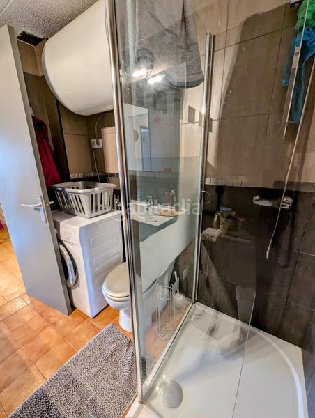 Foto f44cd18b-cbad-4771-a575-24a3e98094e1. Apartamento  en venta con vistas al canal, amarre y aparcamiento . en Empuriabrava