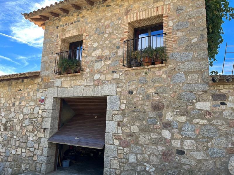 Foto 2f69e32f-2606-441a-a0df-d1e57751a500. Masía  catalana restaurada en venta con 100 hectáreas de terreno cerca de la jonquera en Vajol (La)
