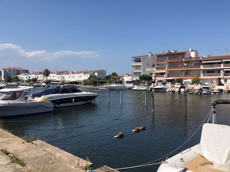 Foto 1f96b3bf-5d18-48b1-9d08-7f0414111b0b. Aparcament cotxe a Port Banyuls - Port Alegre - Port Empordà Empuriabrava