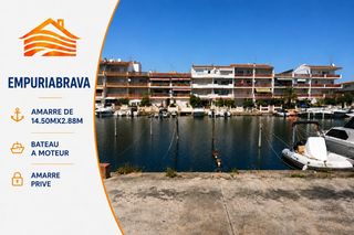 Parking voiture  Avenida joan carles. Amarre privado en venta para barco a motor, dimensiones 14,5 m x