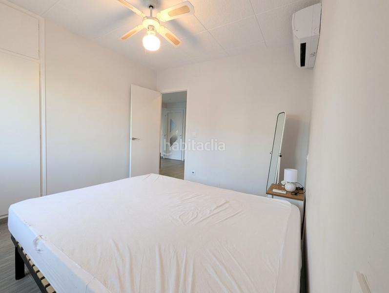 Foto 246781eb-a6cf-4aca-9083-42417222586f. Casa moderna villa en venta con piscina y licencia turística en el centro . en Empuriabrava