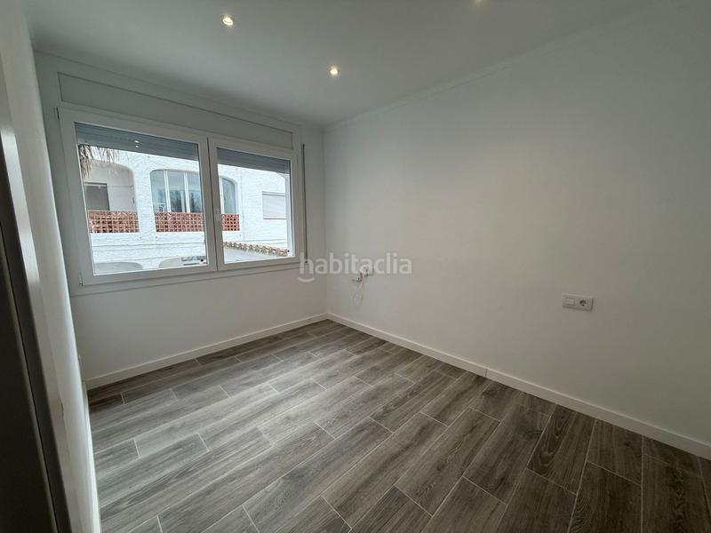Foto 07de2afa-bf19-4da9-a968-c7d3bdc01c96. Apartamento  en venta completamente renovado en Empuriabrava