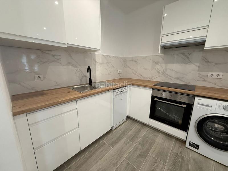 Foto 59178af0-c70b-4105-a6ab-7a7676119a47. Apartamento  en venta completamente renovado en Empuriabrava