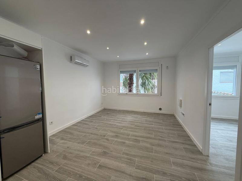 Foto a43f1a2a-bf18-482a-9324-6b2276ad0f4c. Apartamento  en venta completamente renovado en Empuriabrava