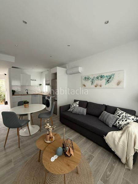 Foto ef5474bd-866e-402c-977a-70281692c3a0. Apartamento  en venta con piscina y jardín comunitario y plaza de aparcamiento . en Empuriabrava