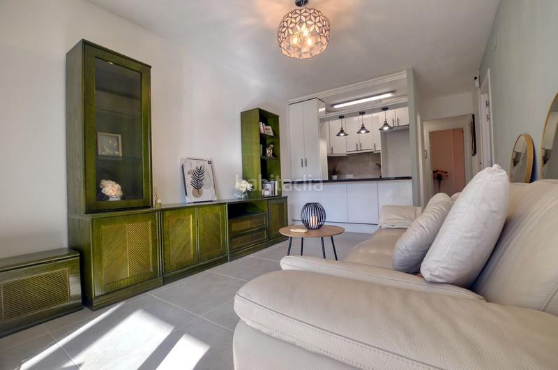 Foto b11a7a36-691d-4d2e-be57-5a7dbbde1c36. Apartamento  en venta totalmente reformado cerca del centro . en Empuriabrava