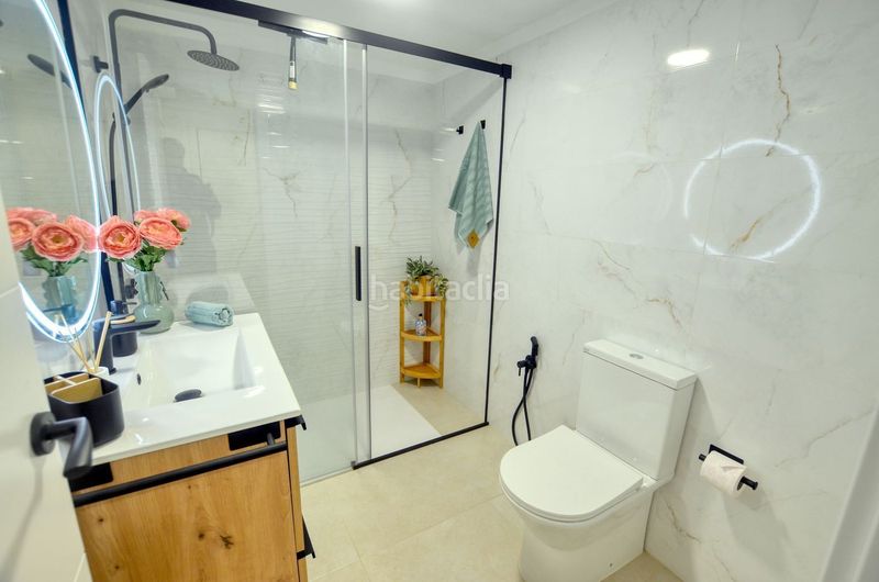 Foto d9021c55-5420-45d6-8eda-69b4f1b21711. Apartament amb calefacció piscina a Carmençó Empuriabrava