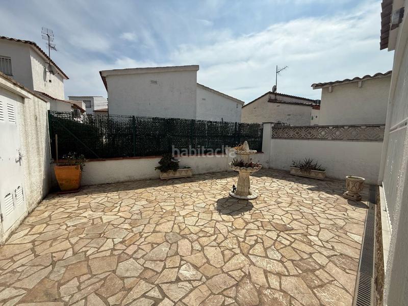Foto a2f686d2-8974-4f12-b8f2-cd17fd90e113. Haus in Sant Maurici Empuriabrava