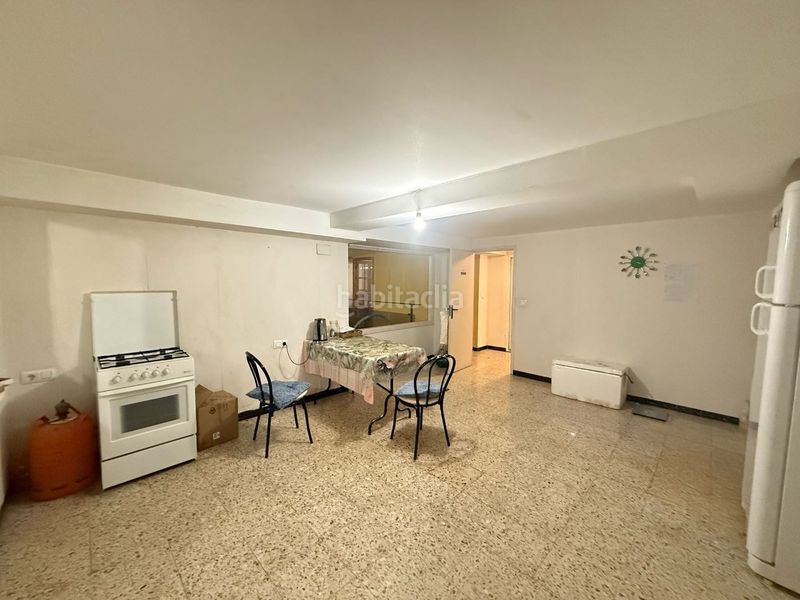 Foto c87b5a91-bb56-4744-938e-e78c94cc0529. Local comercial a Centre Roses
