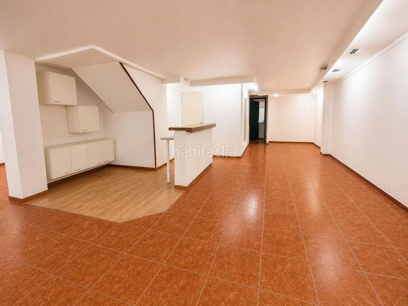 Foto de906e57-414a-4cc5-899d-16ab7735c70b. Local comercial a Centre Roses