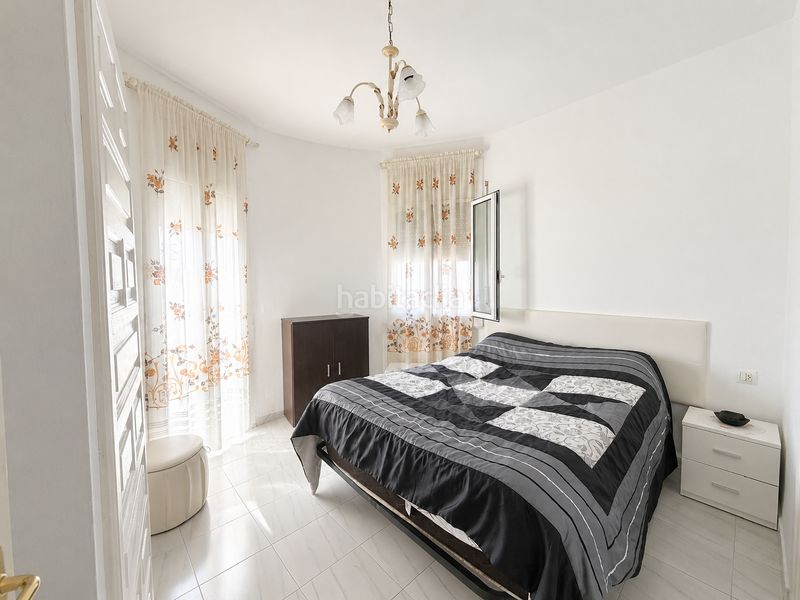 Foto 5ac3f3a5-abed-4836-bffe-a7a8f0800ab9. Casa amb calefacció a Montgrí Empuriabrava
