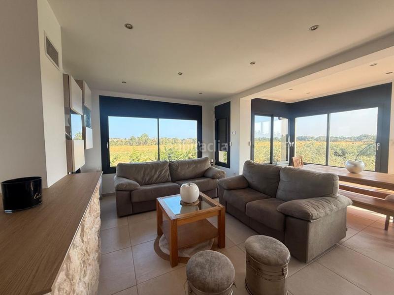 Foto dd3d6c3a-751b-4d3f-91dc-f513afbee534. Chalet mit heizung pool in Castelló d´Empúries