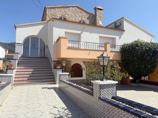 Maison  Mas bosca. Magnífica villa independiente en venta con piscina en una parcel