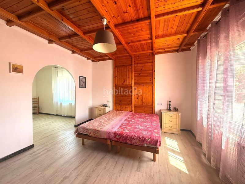 Foto 1a896a8e-e31d-4751-a937-291426b0980b. Casa amb xemeneia calefacció aparcament piscina a Roses