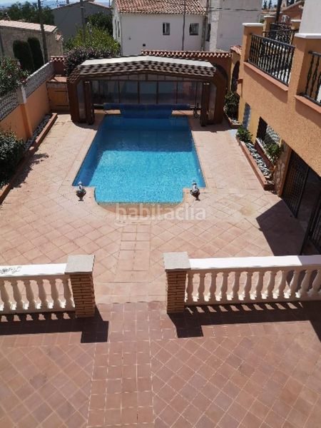 Foto 4057e681-c370-43d2-b79b-a579923b2621. Casa amb xemeneia calefacció aparcament piscina a Roses