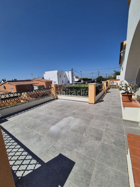 Foto 4d2a2bfe-d6f4-4b2b-b47b-fab76dc9f681. Casa amb xemeneia calefacció aparcament piscina a Roses
