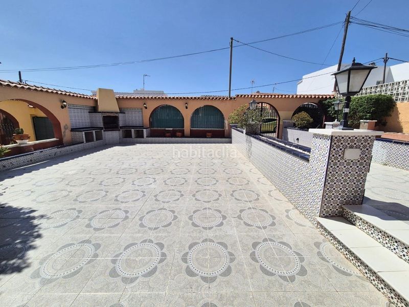 Foto 941a6a86-da72-4764-874d-8468f732c426. Casa amb xemeneia calefacció aparcament piscina a Roses