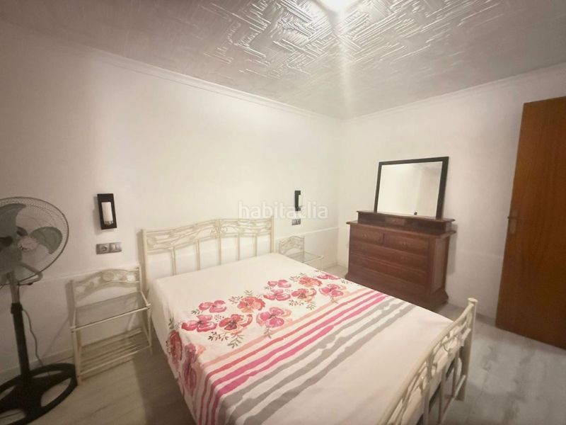 Foto b8f8d175-951a-4114-94f7-40267f462950. Casa amb xemeneia calefacció aparcament piscina a Roses