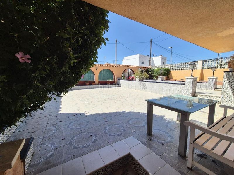 Foto c2d83088-9138-477d-b5a2-a8389261e9dd. Casa amb xemeneia calefacció aparcament piscina a Roses