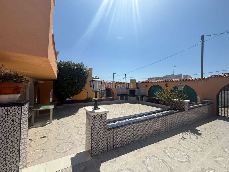 Foto d9be092c-9a8d-432d-bae1-40260be56670. Casa amb xemeneia calefacció aparcament piscina a Roses
