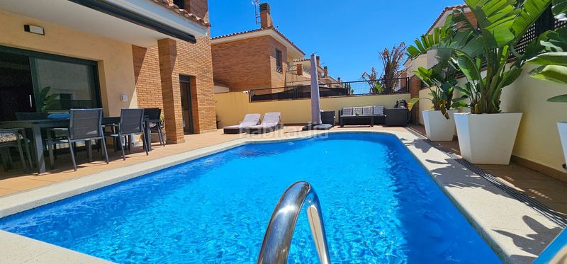 Foto 042be8e1-1f33-46c6-949e-80a7ce2cf143. Casa amb calefacció piscina a Puigmal - Mas Nou Empuriabrava