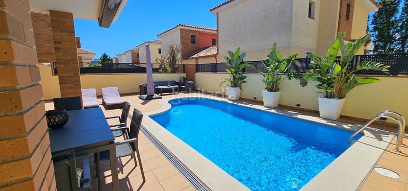 Foto 473c5c07-fd5e-43f0-a6bf-eba775a9eced. Casa amb calefacció piscina a Puigmal - Mas Nou Empuriabrava