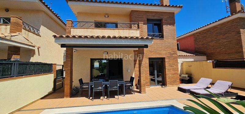 Foto 785eed7b-b534-41e0-af8d-5348e45d9edf. Casa amb calefacció piscina a Puigmal - Mas Nou Empuriabrava