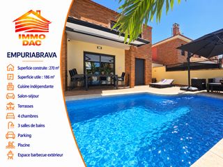 Casa  Sector mestral. Villa de 4 dormitorios con piscina y garaje en una zona residenc