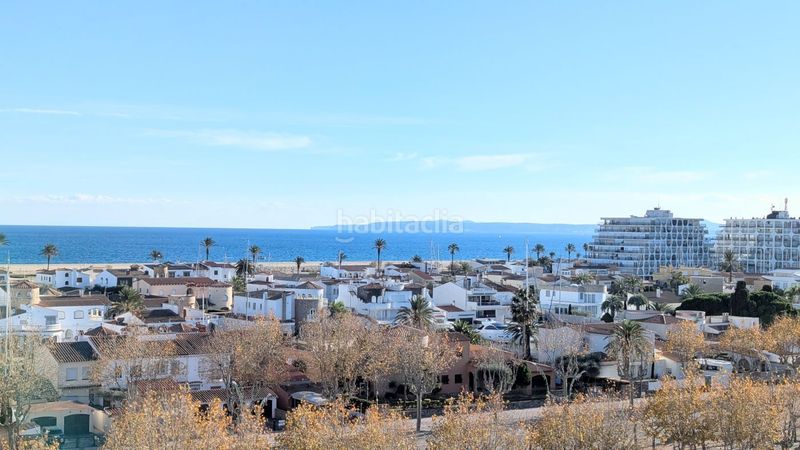 Foto 805872f3-3ff1-4bb5-bdf5-defa768eb41a. Àtic amb calefacció a Salins - Cavall de Mar Empuriabrava