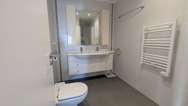 Foto 1cb6e456-11df-495c-9a66-0f92e36330f5. Àtic amb calefacció a Salins - Cavall de Mar Empuriabrava