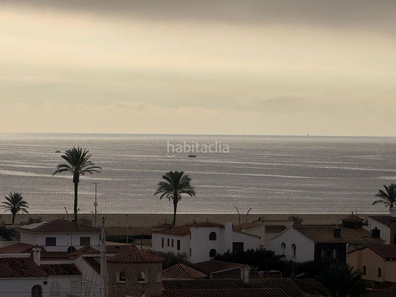 Foto 9c1bae27-ee10-4a63-bcd5-2488d28e86b3. Attico con riscaldamento in Salins - Cavall de Mar Empuriabrava