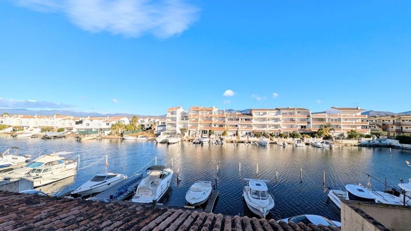 Foto 91d3a221-feba-48ce-b8a8-cfa9784f481f. Apartament amb calefacció a Port Banyuls - Port Alegre - Port Empordà Empuriabrava
