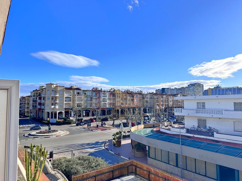 Foto fb041323-31b7-4fd7-a28e-d098c4a01ec1. Pis amb calefacció a Moxó - Sant Mori Empuriabrava