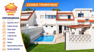 Casa adossada  Montseny. Casa con encanto en venta con licencia turística y piscina en em