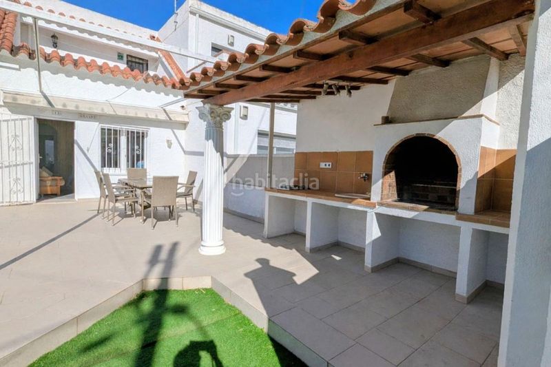 Foto eaf6046d-4236-4b14-ae9e-abc5314e1ba9. Casa adossada amb calefacció piscina a Carlit - Montseny Empuriabrava