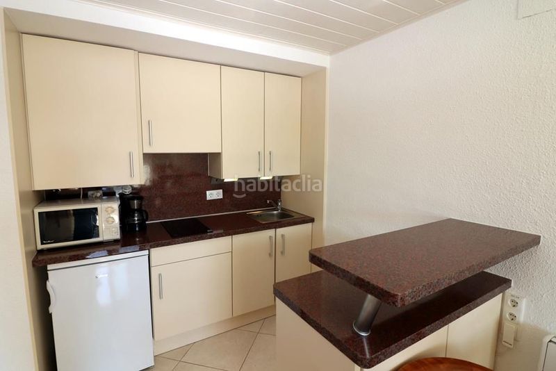 Foto 288b6af4-34f4-4af1-b8ce-f612da0ad542. Piso apartamento totalmente reformado con terraza y vistas al canal . en Empuriabrava