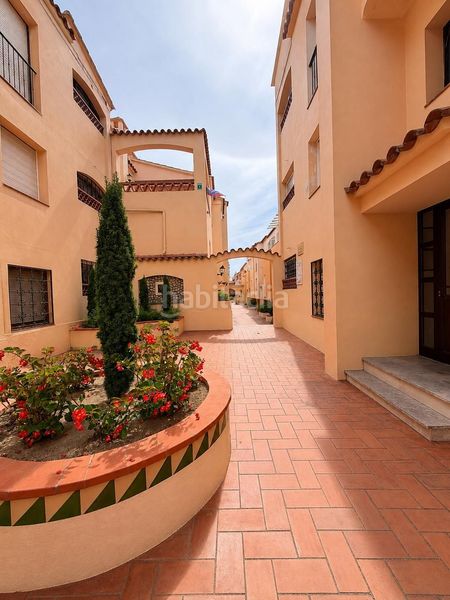 Foto 050032f4-017c-4157-a117-f572baa6bacb. Apartament amb calefacció aparcament piscina a Muga - Gran Reserva - Badia Empuriabrava