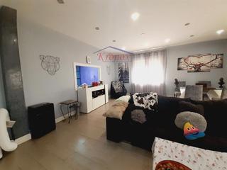 Chalet à Mejorada del Campo. Chalet independiente en mejorada de campo en terreno rústico