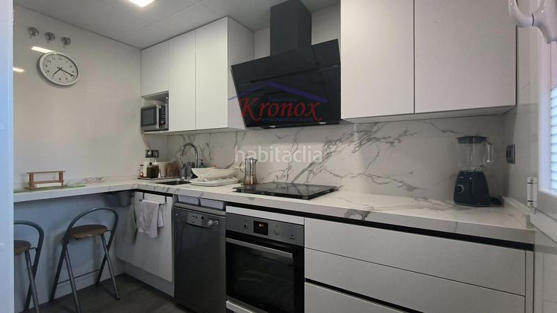 Foto c2b4273e-c3be-49af-8526-34741174b102. Piso vivienda de 3 dormitorios y dos baños. urb. privada, garaje y piscina. en Madrid