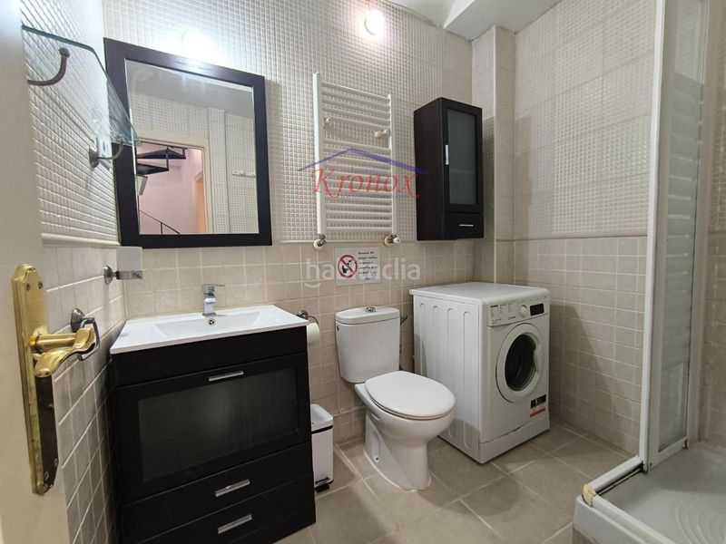 Piso local dúplex con terraza y patio, posibilidad 3 habitaciones junto a metro buenos aires en Madrid - Imagen 23