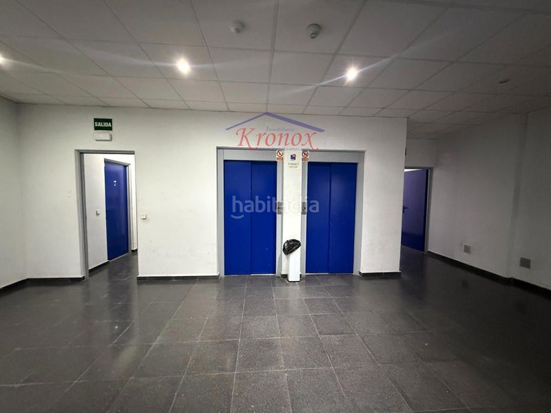 Foto 254e09cd-a7e3-48c8-b7a6-e8dd5a351837. Local comercial local en villa de vallecas con plaza de garaje incluida en el precio en Madrid