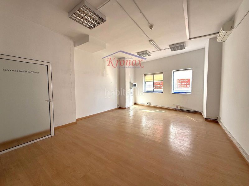 Foto 53144921-8d48-44e4-8f4f-f1c9c6c048b1. Local comercial local en villa de vallecas con plaza de garaje incluida en el precio en Madrid