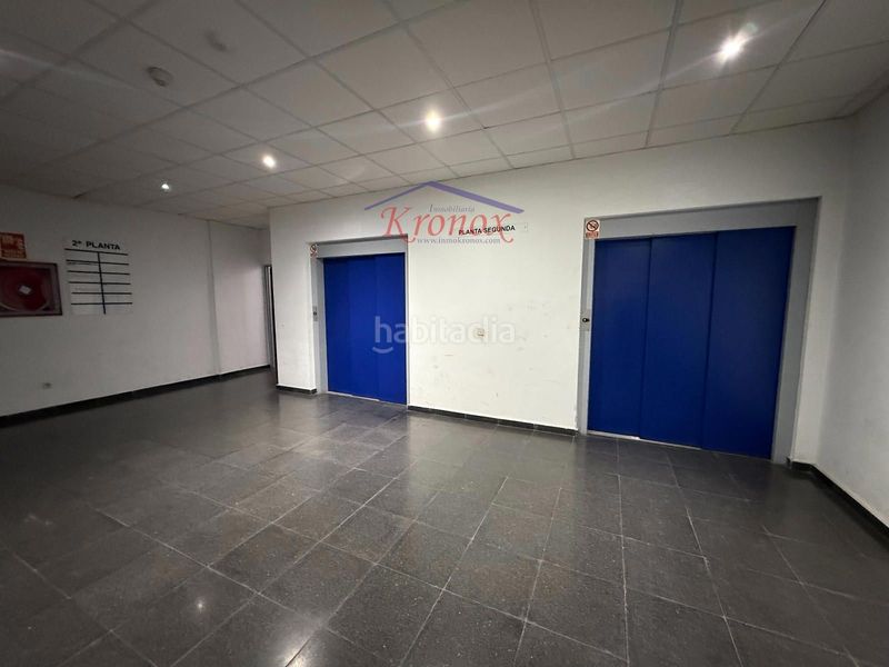 Foto a9769804-ad6b-468a-a3ff-118dab455dc1. Local comercial local en villa de vallecas con plaza de garaje incluida en el precio en Madrid