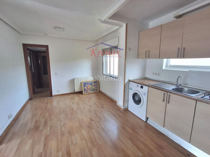 Foto b227c631-5df5-4e2a-b5eb-80c5df3d5e0e. Pis amb calefacció a Fontarrón Madrid