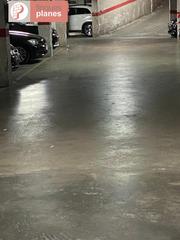 Aparcament cotxe a Mariola. Plaza de parking en pius xii  carrefour
