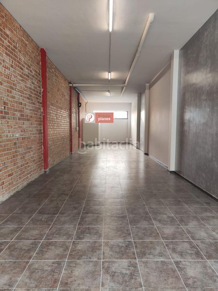 Foto 14976fd5-8660-49fe-a247-4110f863a855. Local comercial a La Bordeta Lleida