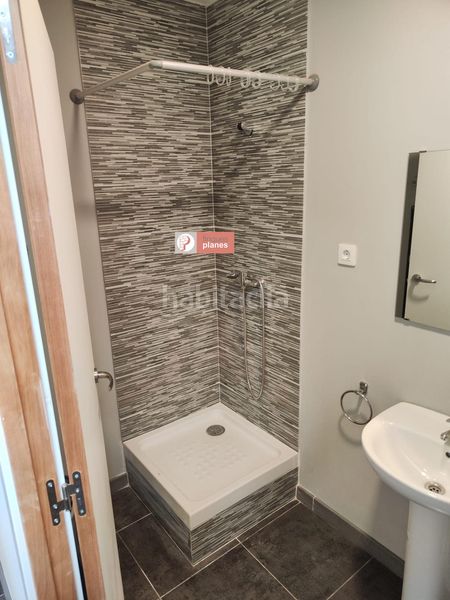 Foto 1d266c09-810c-433b-a7fd-751229587778. Local comercial a La Bordeta Lleida